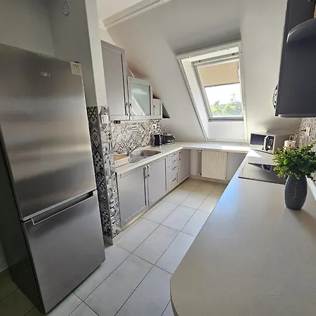 Zoli Apartmanok-adri Koelcsey 32 Lägenhet *