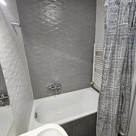 Lägenhet Zoli Apartmanok-adri Koelcsey 32 *