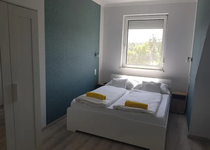 Zoli Apartmanok-adri Koelcsey 32 *