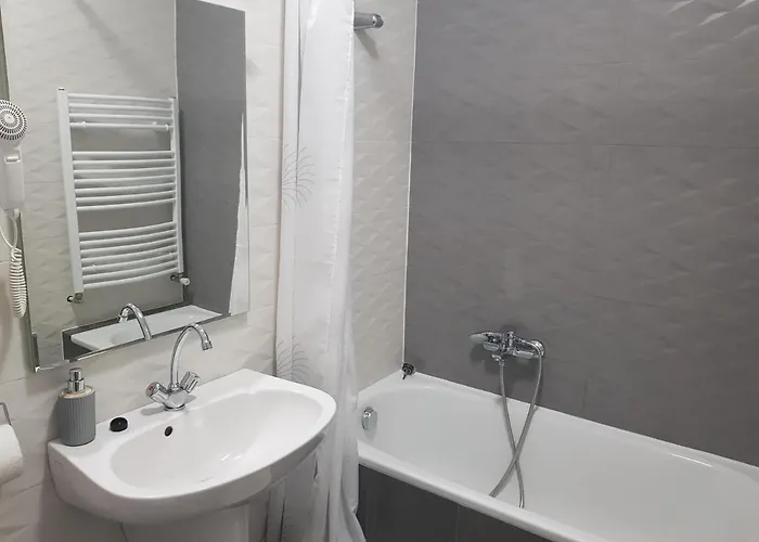 公寓 Zoli Apartmanok-adri Koelcsey 32