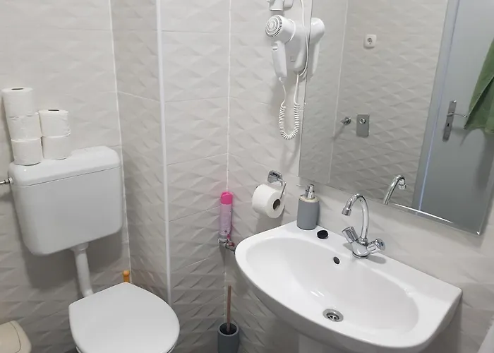 公寓 Zoli Apartmanok-adri Koelcsey 32 *