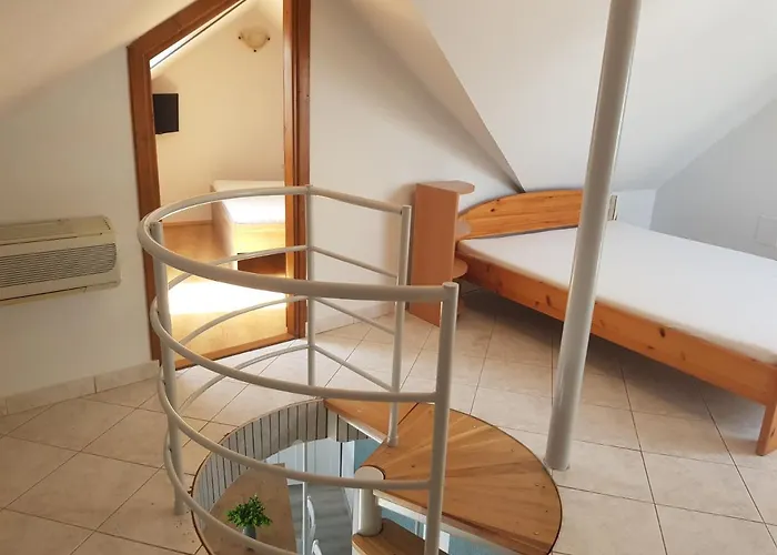 Zoli Apartmanok-adri Koelcsey 32 Hajdúszoboszló